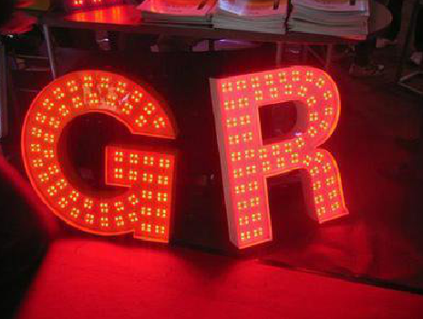 奉新LED发光字有哪些优势？