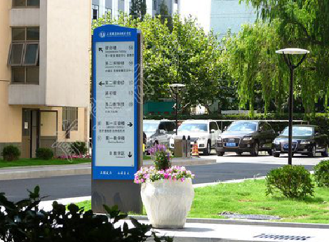 奉新哪些因素影响宣传栏的制作？